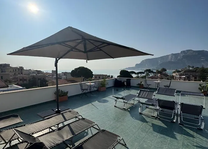 Mongibello Rooftop モンデッロ